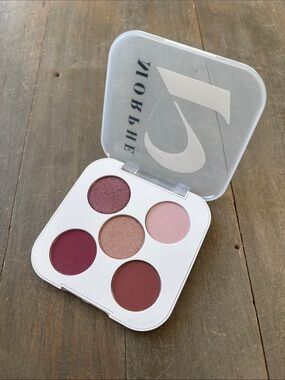 Morphe “From Hawaii with Love” Ready in 5 eyeshadow palette